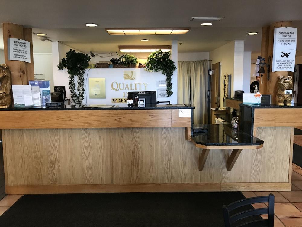 Quality Inn Belgrade Exteriör bild